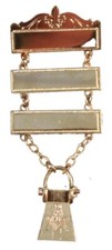 Lewis Jewel Legado Masónico Francmasón (3 Bares)