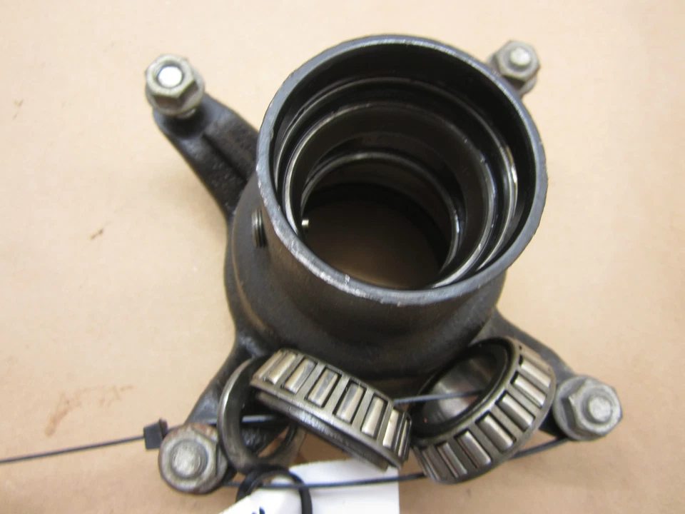 Cubo dianteiro esquerdo Polaris Explorer 400 4x4 1994 fabricante de equipamento original - Imagem 3 de 4