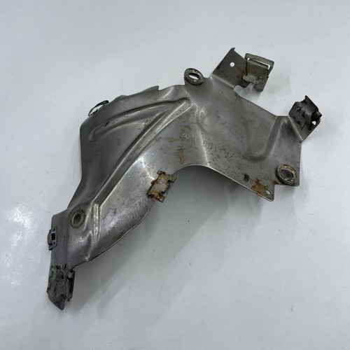 Mercedes-Benz Abschirmblech am Katalysator W205 C-Klasse W213 A6541420320