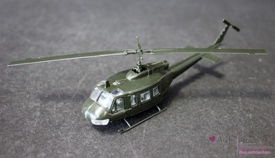 Roco Minitanks - H0 1:87 - Bell UH-1D, gebraucht