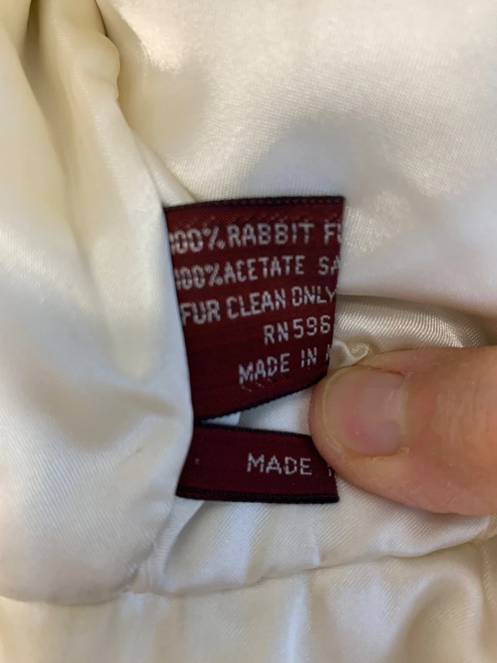 Jaqueta de pele de coelho branca vintage P/M com forro de cetim e fecho de gancho RN10523 - Imagem 4 de 4