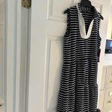 Nautica Jeans Women's Size Medium Tiered Sleeveless V Collar Dress Navy  Ivory
