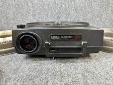 Kodak Carousel 650H Slide Projector with 4 Trays  239 Random Slides AS-IS