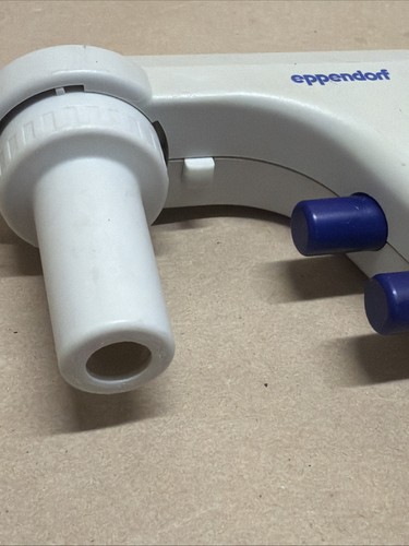 Eppendorf Pipetta di erogazione elettronica EasyPet - Foto 4 di 5