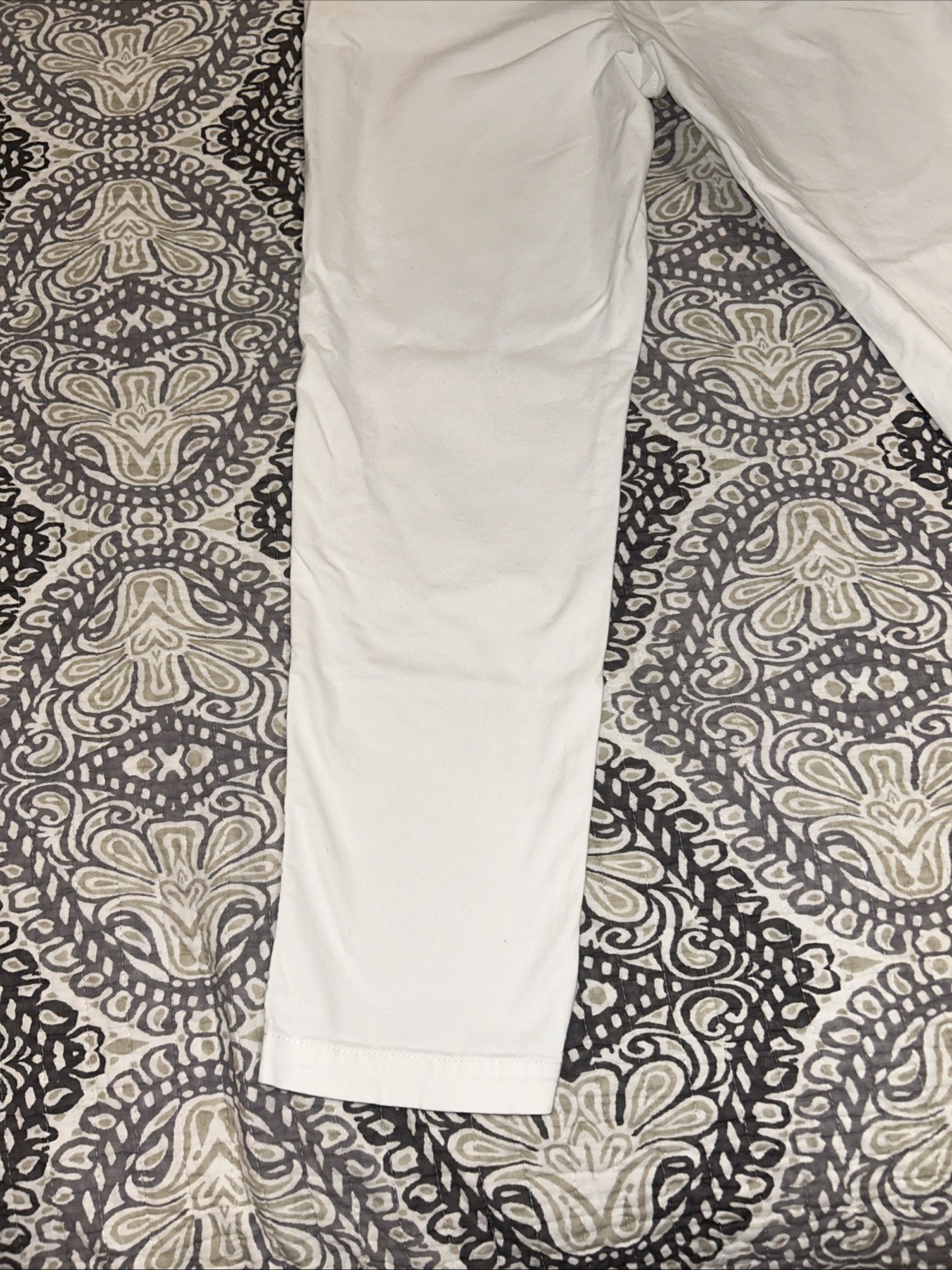 Amazon Essentials White Pants Size 4 With 4 Pocke… - image 10