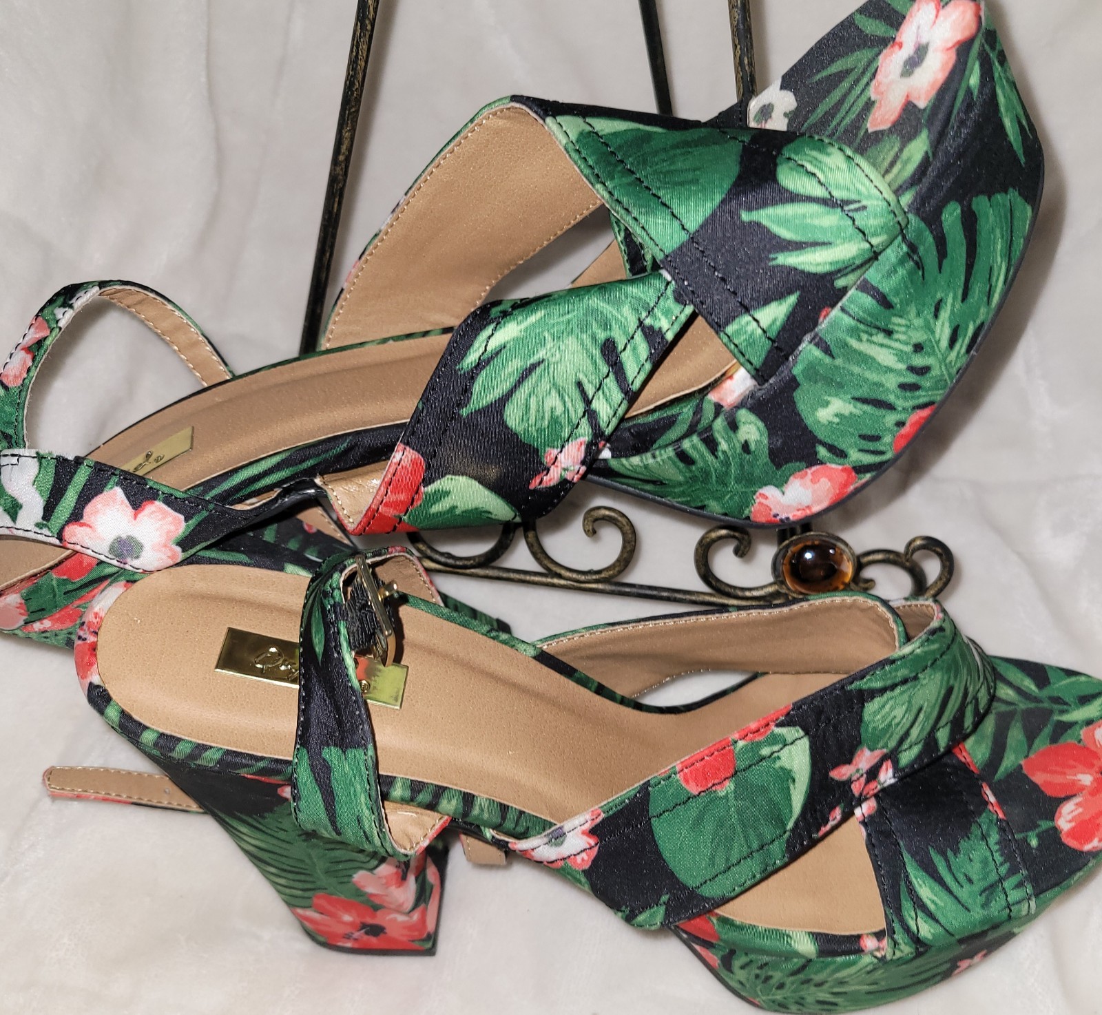 Qupid Tropical Print Thick Rectangular Strapped H… - image 4