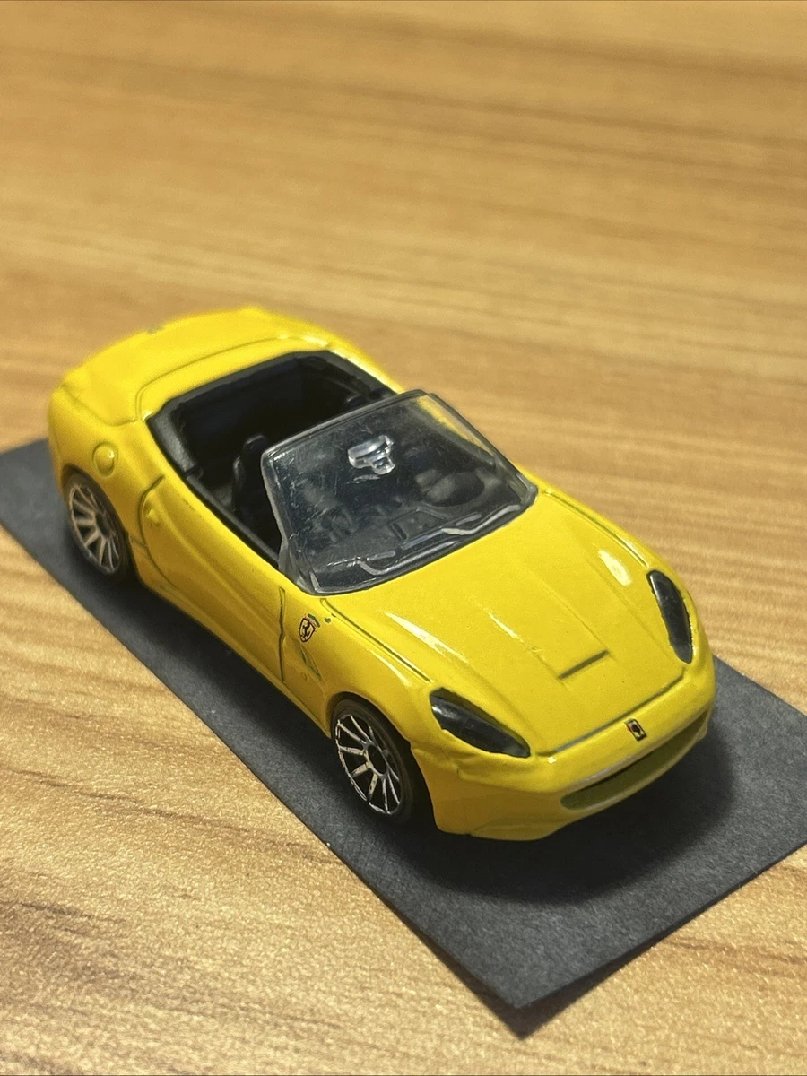 Hot Wheels 1/43 - Ferrari 512 TR Jaune - Modèle Avec Boîte Vitrine