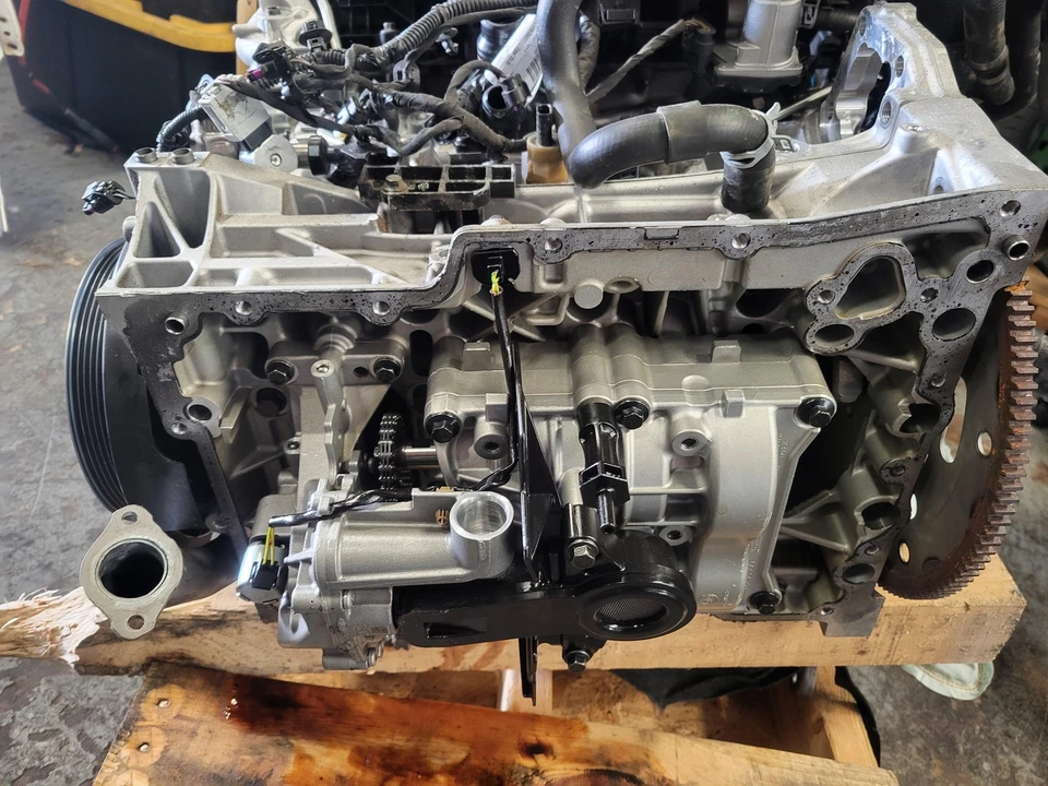 VOLVO XC60 2022 2.0L FWD Engine Motor 38k Miles USED OEM - Image 3 of 4