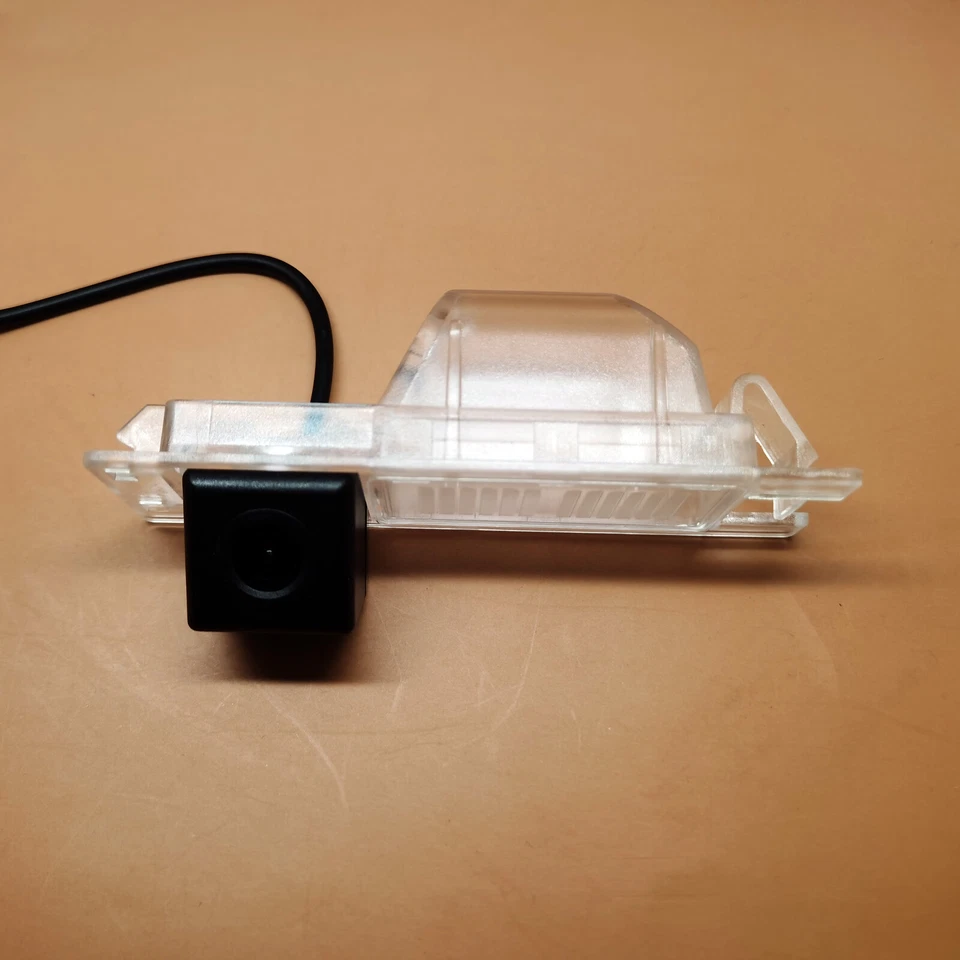 Car Rear-View Backup Camera For Buick Regal 2011 2012 2013 2014 2015 2016 2017 - Image 2 of 4