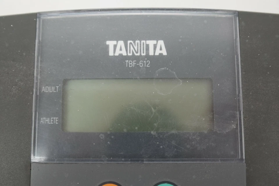 Báscula de baño monitor de grasa corporal Tanita TBF-612 TF Foto 2 de 4