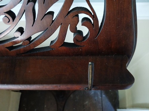 Antique Music Stand, Walnut Rest, Adjustable Brass Stand - Picture 4 of 6