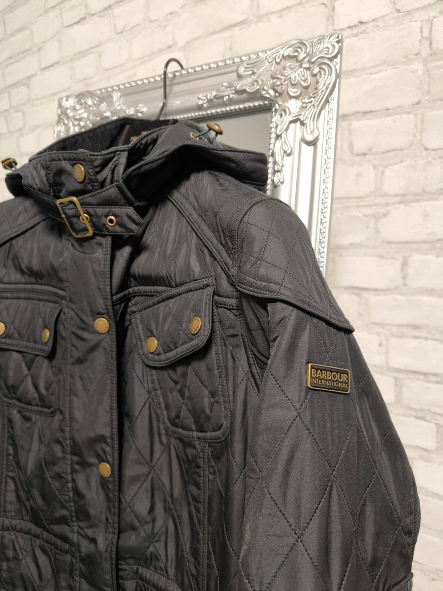 Barbour international　バーク Barbour International Arrow Anorak Parka Jacket ! removable hood