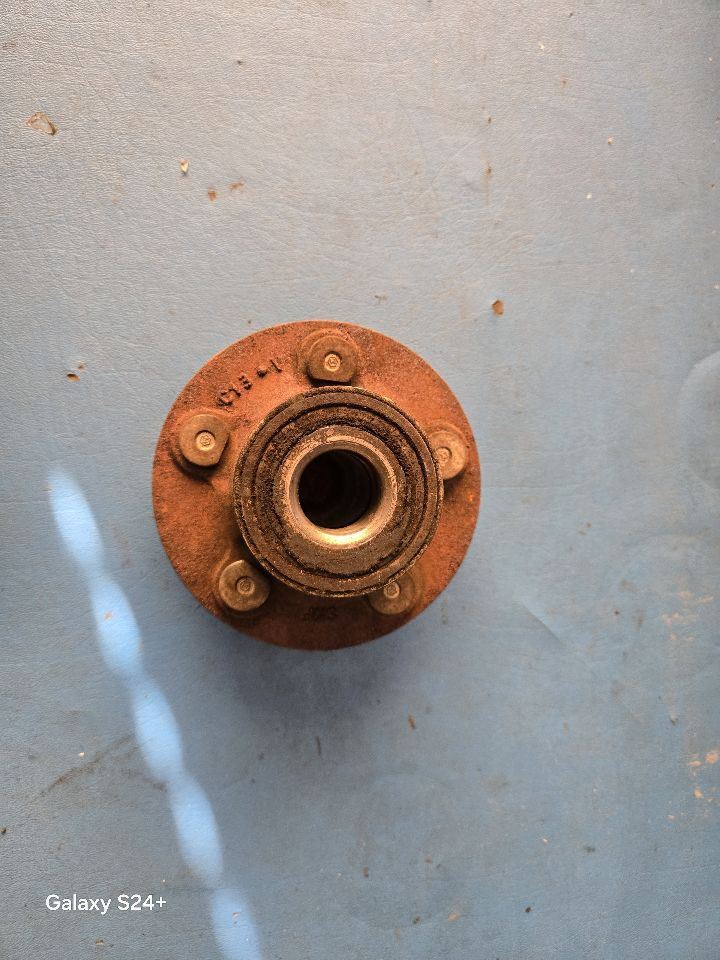 ©️LR 95 96 97 CIRRUS HUB REAR 160491 | eBay