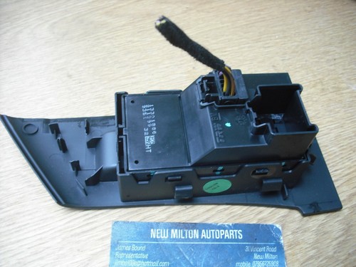 A GENUINE GM VAUXHALL ASTRA MK6 5 DOOR FRONT PASSENGER ELECTRIC WINDOW SWITCH - Picture 3 of 3