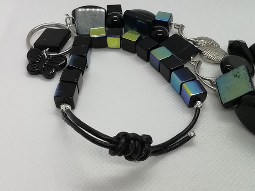 Hand Made Glass Bead Keyring & 2 X Bracelets - Picture 8 of 12