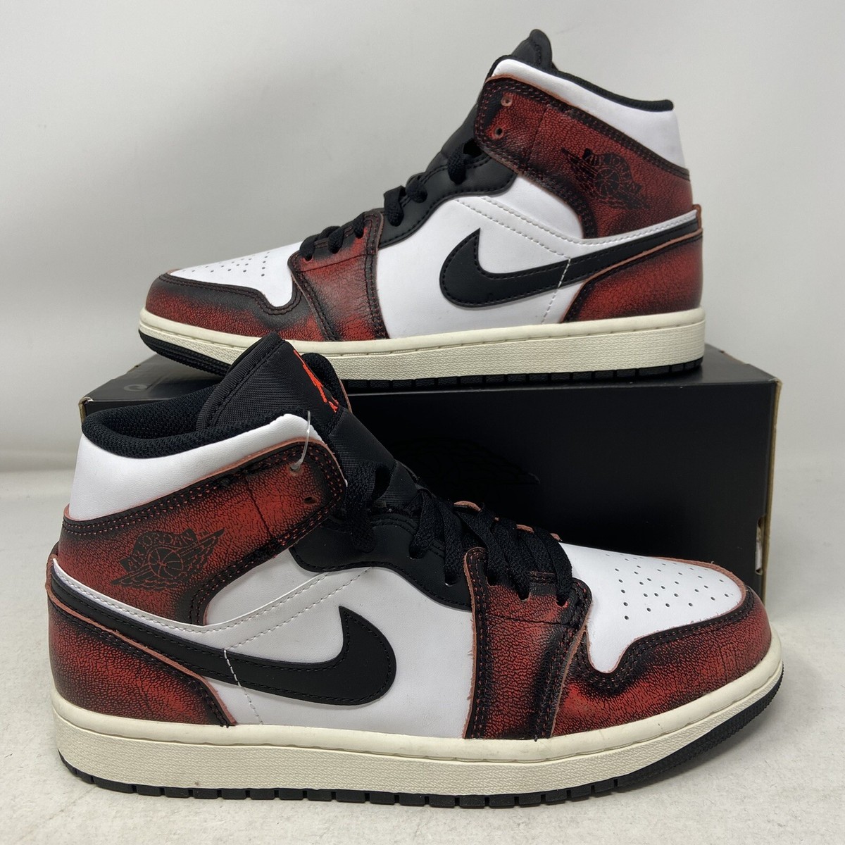 Nike Air Jordan 1 Mid Wear-Away Chicago Bred Sail Men's 8.5 DV9565