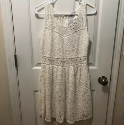 Three Pink Hearts White Lace Sleeveless Dress Juniors Medium NWT