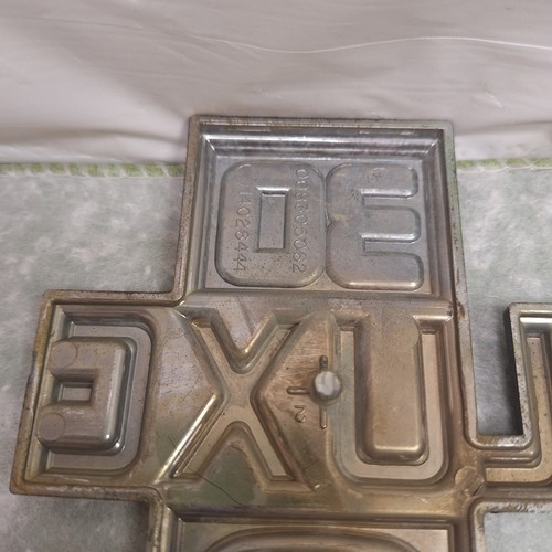 Chevy OEM 1981-1987 Pickup Truck Custom Deluxe 30 Fender Emblem Badge X2 Read - Picture 15 of 16