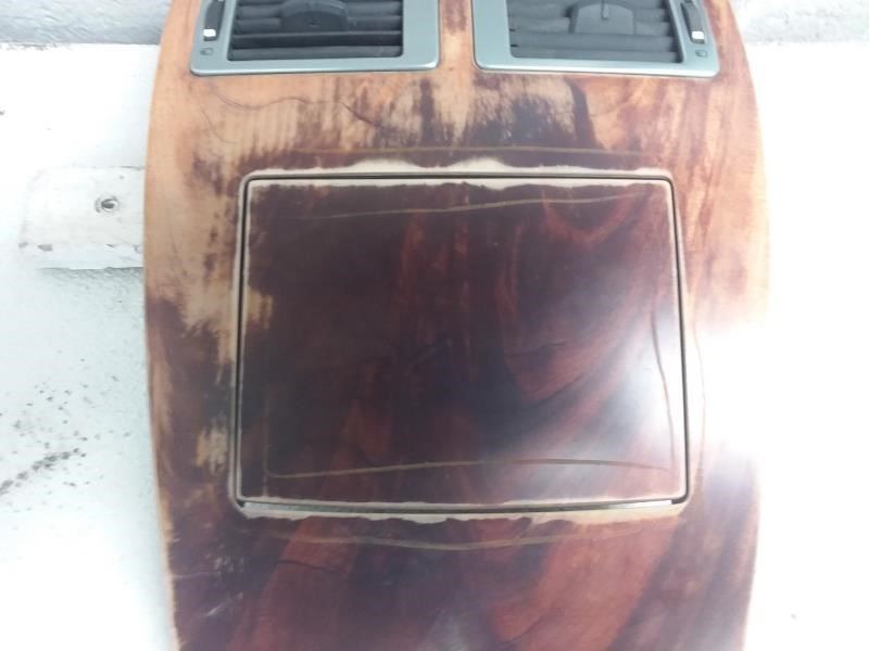 Aston Martin DB9 2006 Dashboard