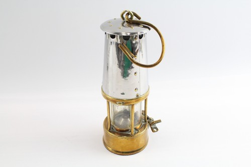 Brass Miners Lamp Protector Lamp & Lighting Co Type 6 w/ Swing Handle No. 3656 - Picture 4 of 6