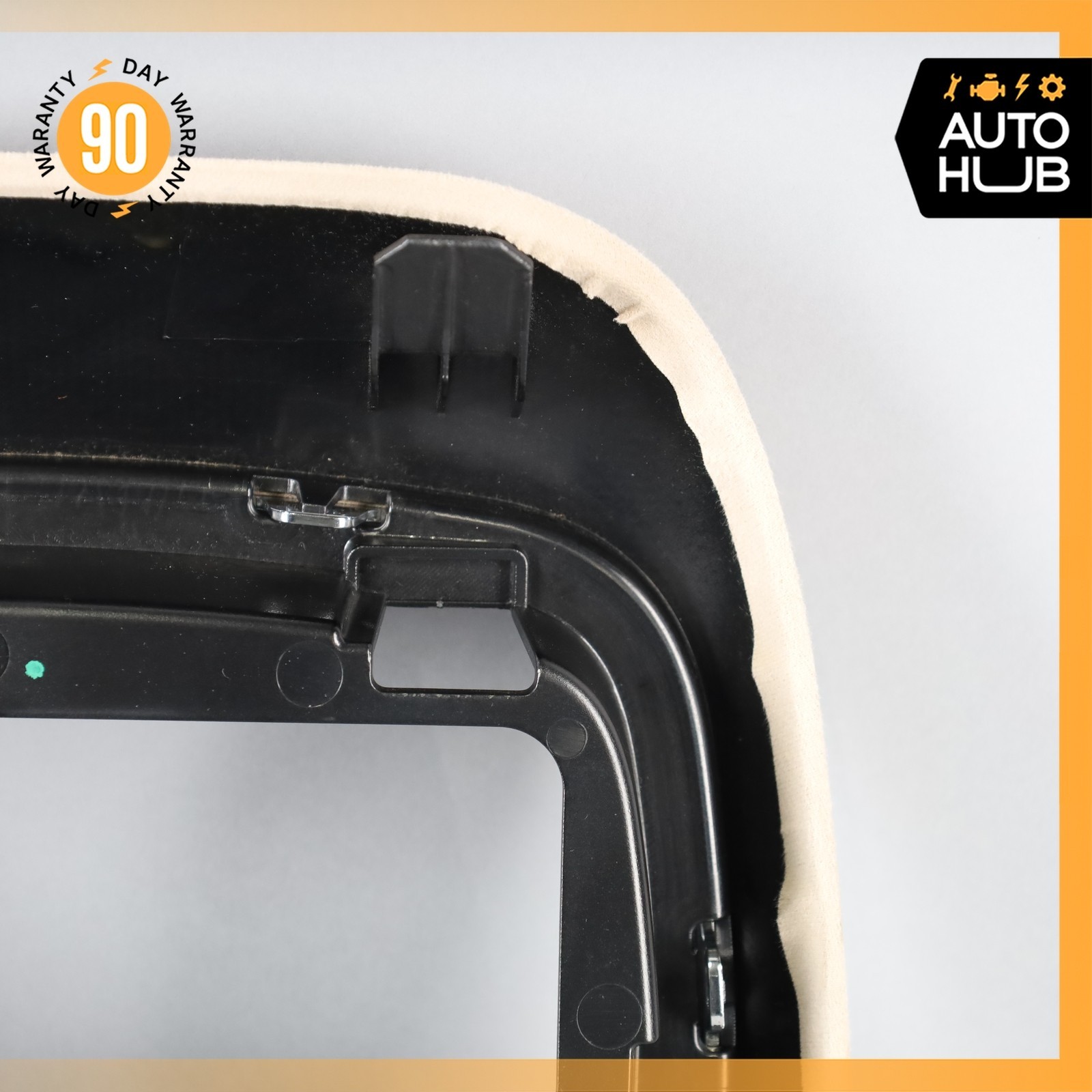 14-16 Maserati Ghibli M157 Quattroporte Overhead Dome Light Lamp Suede Beige OEM