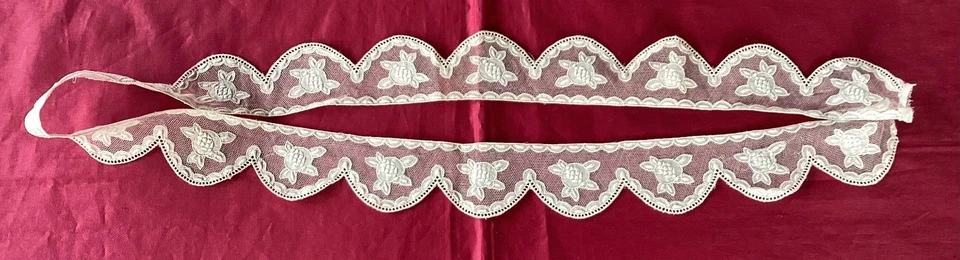 Joli volant de dentelle, tulle brodé, 100 cm x 4,5 cm - Photo 2/4