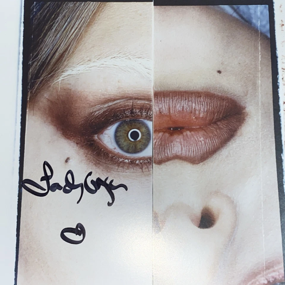 LADY GAGA - MAYHEM - 180g EXCLUSIVE BLACK 2xLP W/ SIGNED ART CARD - ETCHED - NEW - Image 2 of 3