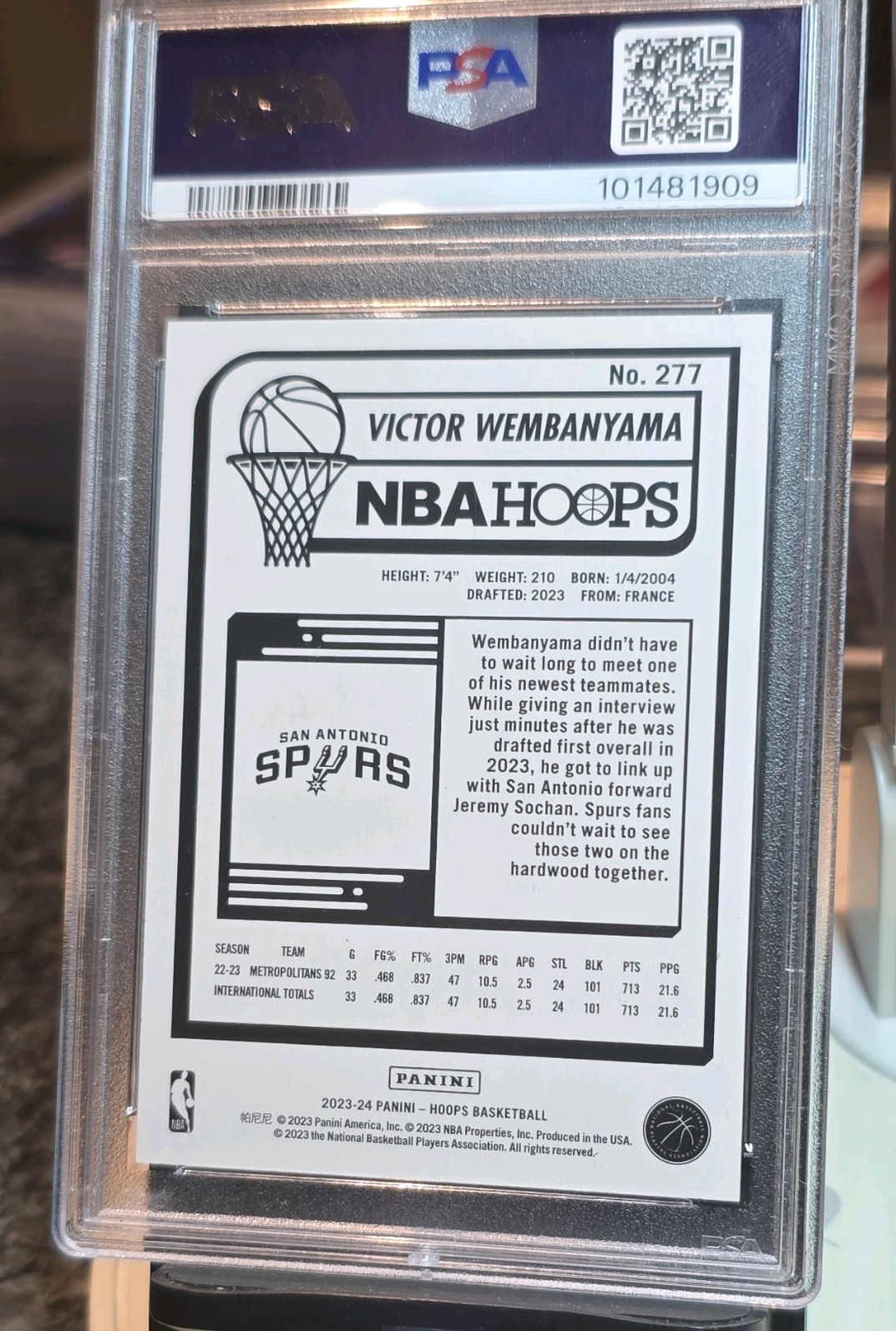 Panini 2023-24 Hoops Victor Wembanyama Rookie Hyper Red #277 PSA 10 101481909 view 2