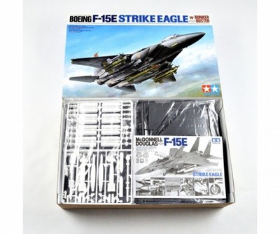 F-15E Strike Eagle Bunker Buster - Tamiya 60312