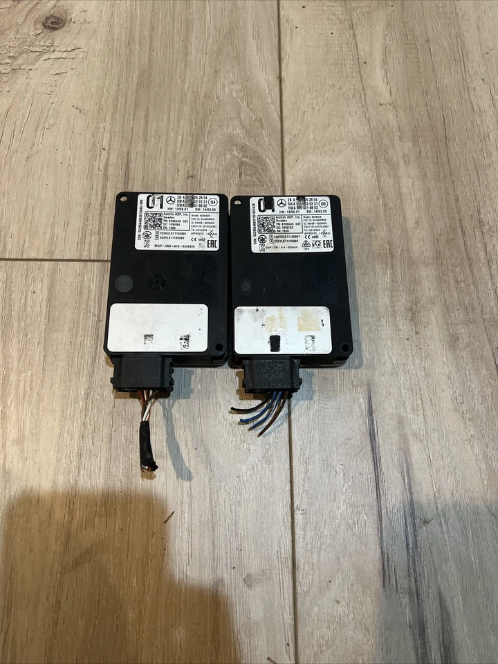 Sensor de radar punto ciego Mercedes CLA CLS ML GL Clase E 2014-2019 A0009052504 OEM Foto 3 de 4