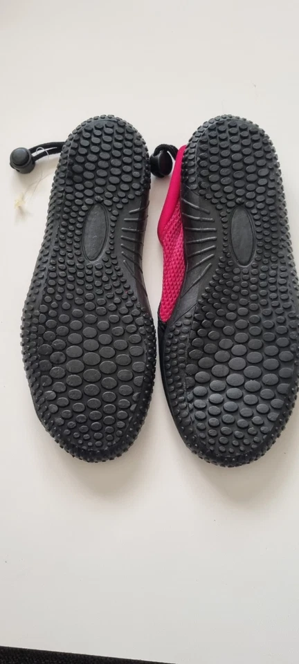 Aqua Water Shoes Women's Size 3 - Image 2 of 2