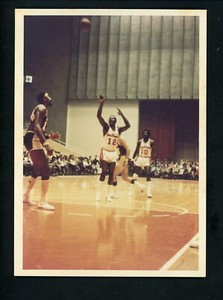Wilt Chamberlain Jim Barnes Earl Monroe 1971 Prensa Foto Original