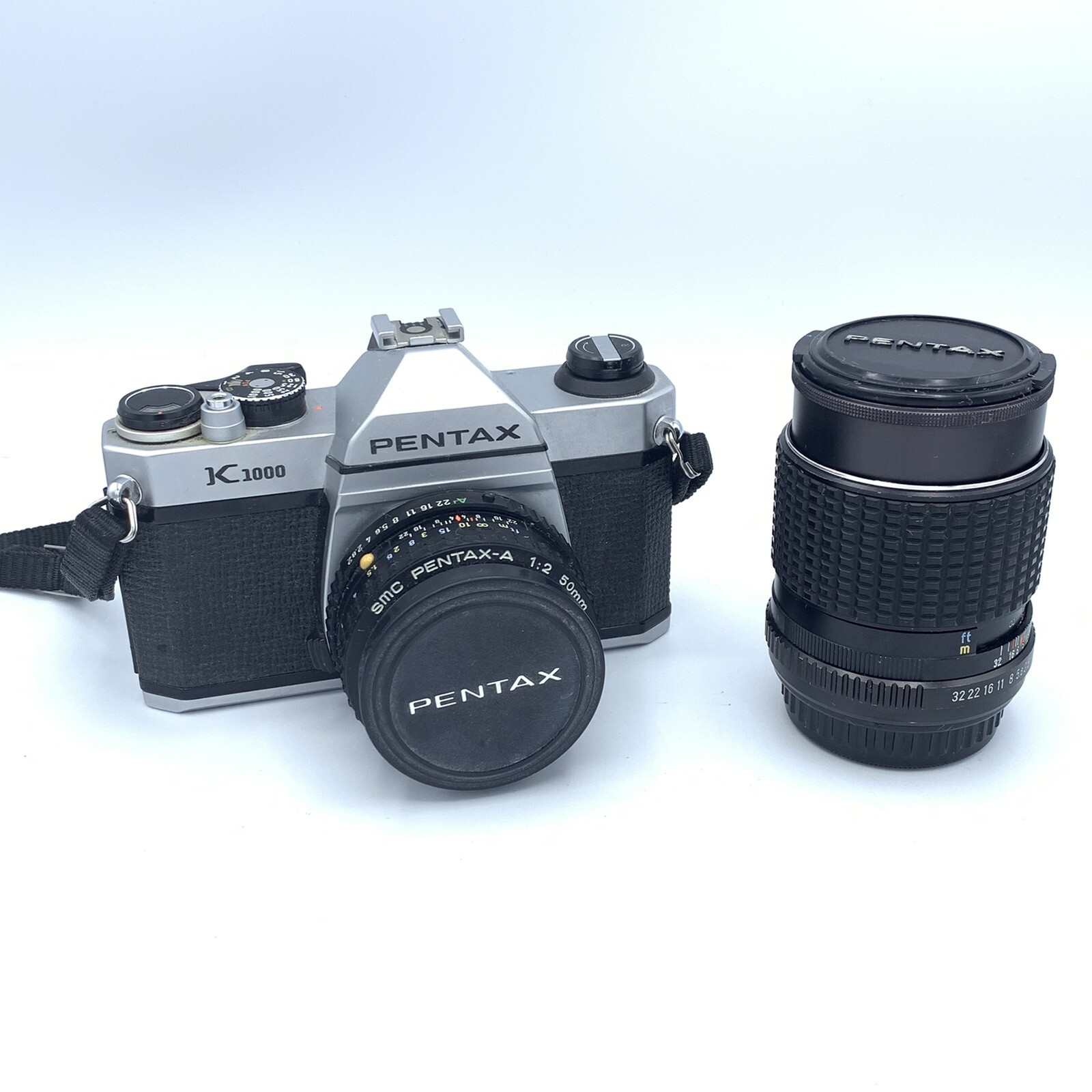 Pentax K1000 35mm SLR Camera Kit w/ 50mm Lens And 150mm Lens Beperkte VERKOOP, koopje
