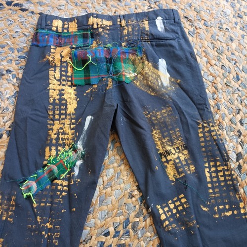 PANTALON HOMME VIVIENNE WESTWOOD 32 x 34 PANTALON PERSONNALISÉ PEINT MAIN PATCHÉ PUNKY - Photo 18/24