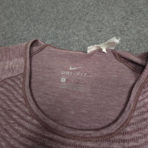 Nike shirt womens SMALL pink short sleeve swoosh lightweight crew neck size S - Picture 2 of 9