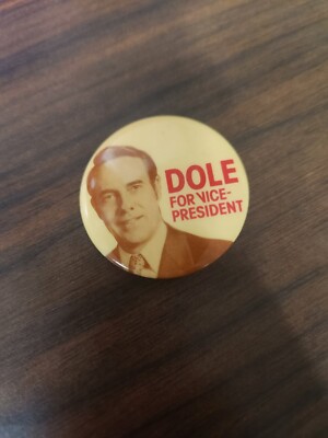Vintage Bob Dole Republican For Vice-President Senator Campaign Pin Button