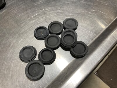 3/4'' Rubber Panel Plugs, Knockout Plugs, 1/16 Firewall Plug  10 PLUGS EATON NEW