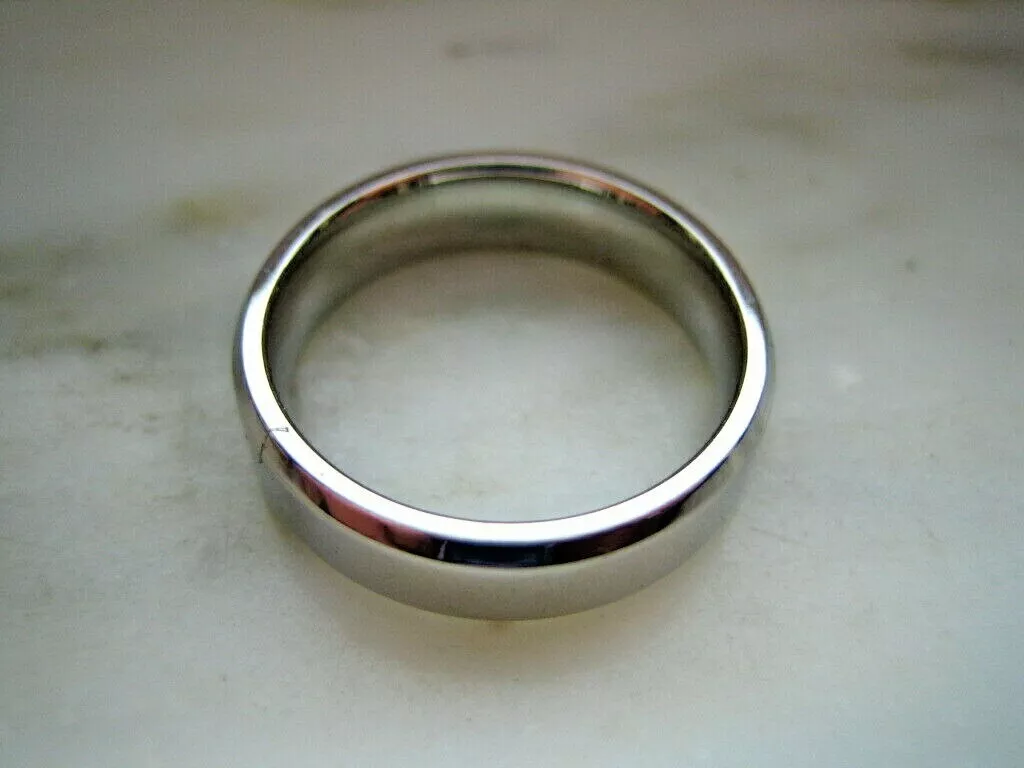 QG STAINLESS STEEL WEDDING BAND RING