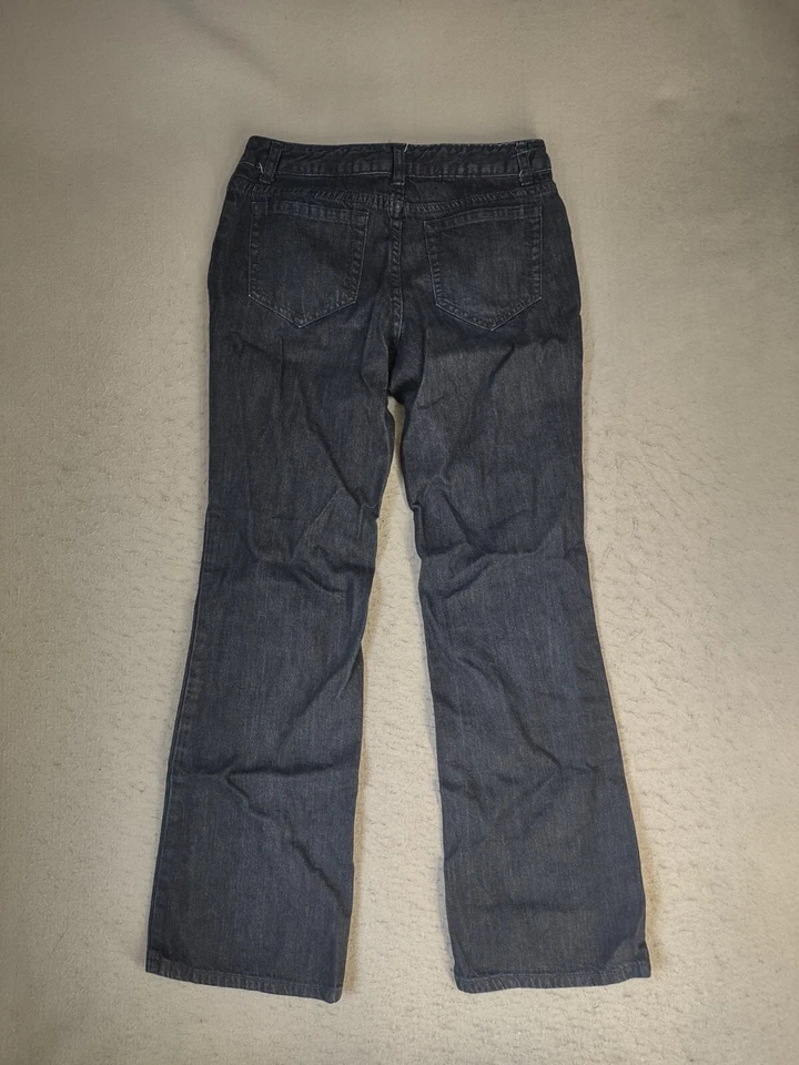 Pantalones de mezclilla Isaac Mizrah para mujer 4 azules corte bota tiro bajo lavado oscuro 5 bolsillos Foto 4 de 4