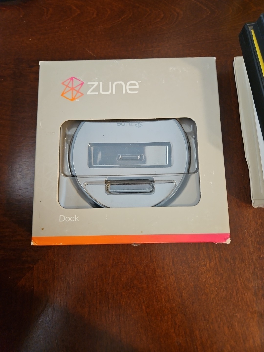 Microsoft Zune Dock X12-59525-01 (Black) New Open Box (2006)