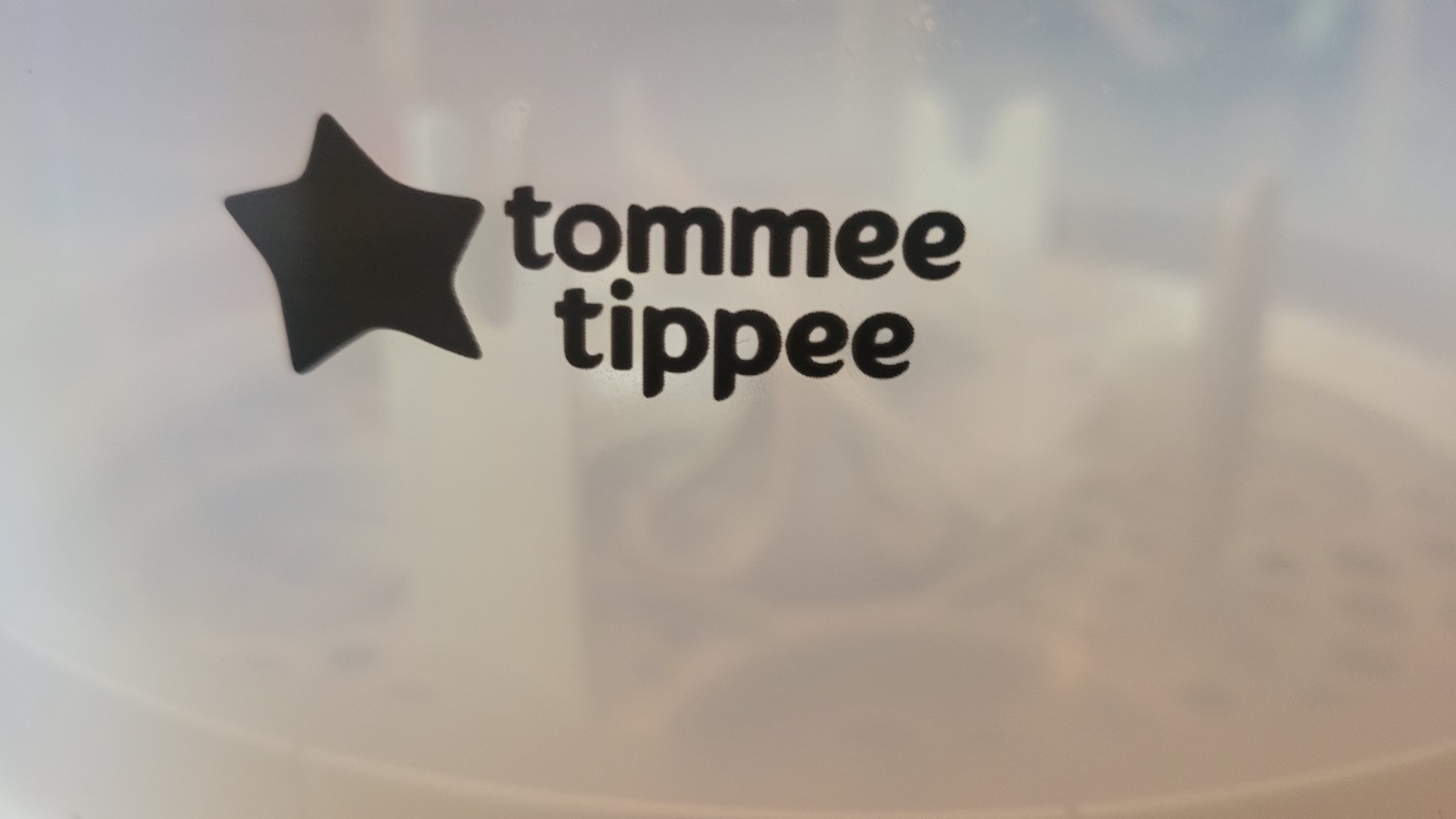 Tommee Tippee MicroSteam Microwave Sterilizer Baby Bottle Cleaner Fits 4 Bottles