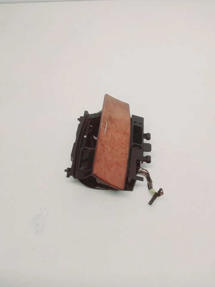 Cinzeiro de armazenamento console central 2007 Mercedes Benz CLK350 A2096800550 - Imagem 3 de 4