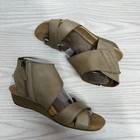 Foto 6 di 8