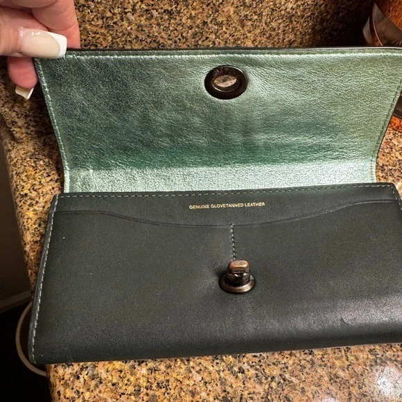Cartera para mujer COACH 12134 de cuero hiedra delgada con cierre giratorio con solapa Foto 2 de 4