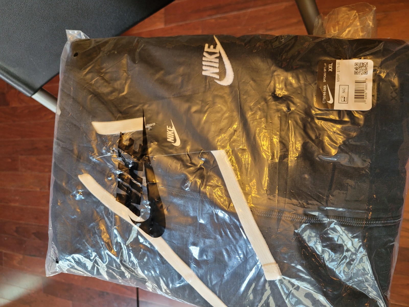 Size 2XL Nike Sweatsuit 2pc thumbnail 2