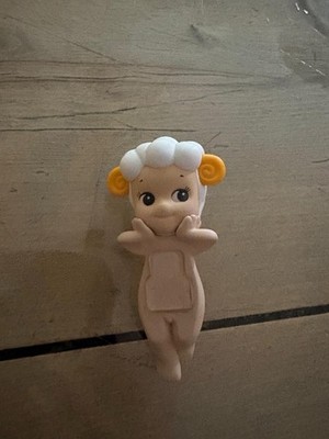 Authentic Sonny Angel Hipper -Sheep