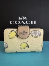 NWT Coach Medium Corner Zip Wallet With Lemon Print  Sv/Garden Glade Multi