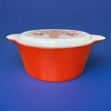 Vintage Pyrex Friendship Casserole Dish 1.5qt 474B w/Lid