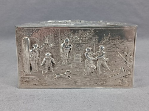P. Oberlander German Hanau 800 Silver Repousse Farm & Tavern Scenes Box - Picture 2 of 10