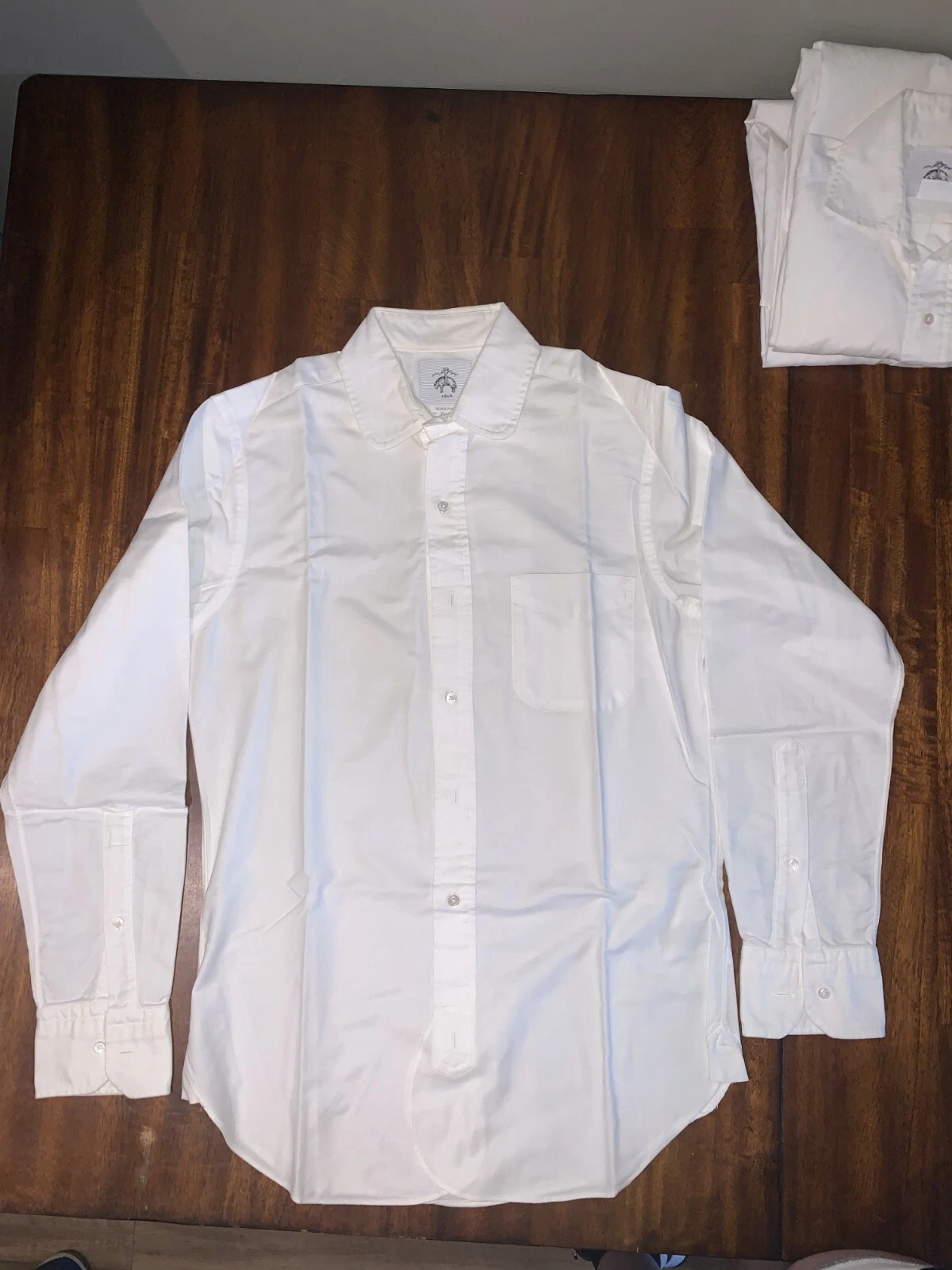 Camicia elegante Brooks Brothers nera in pile bianca in BB1 di Thom Browne